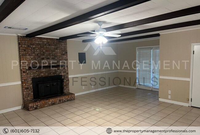 Building Photo - 1258 Deerfield Ln