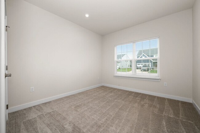 Building Photo - 2614 Goose Creek Ln