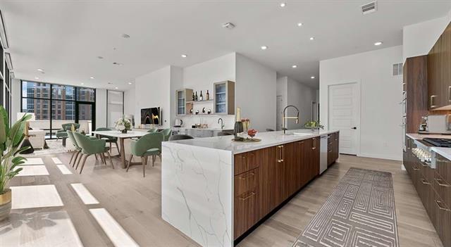 Building Photo - 2620 Maple Ave