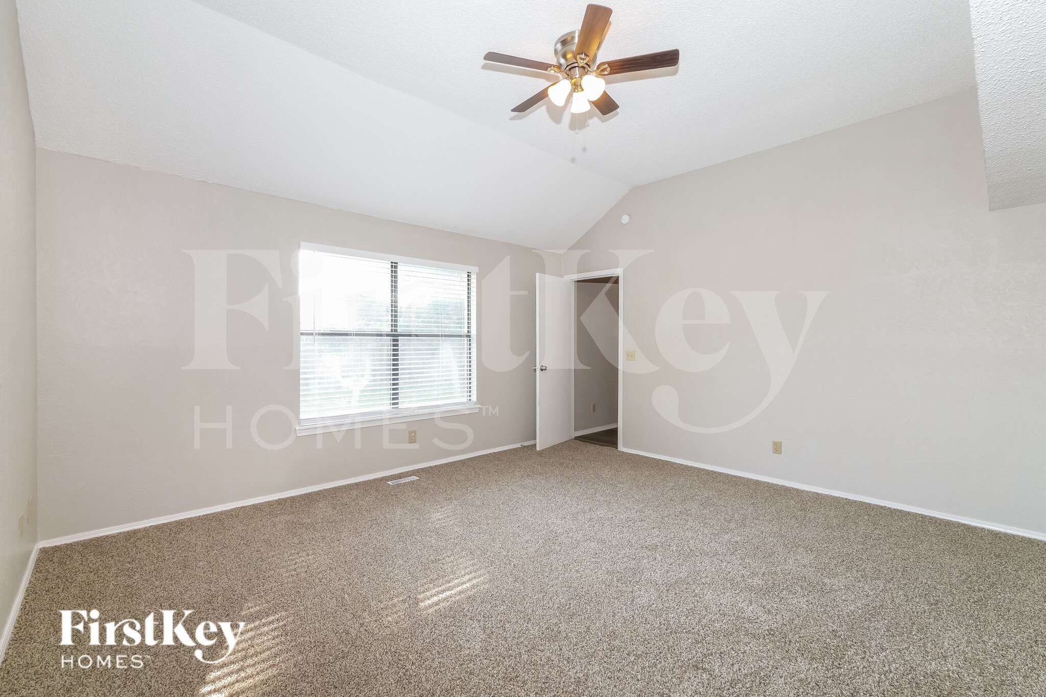 Building Photo - 1008 Sennybridge Dr