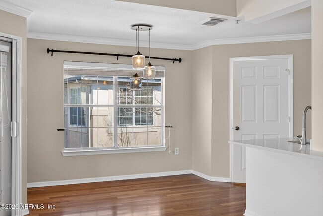 Building Photo - 10961 Burnt Mill Rd