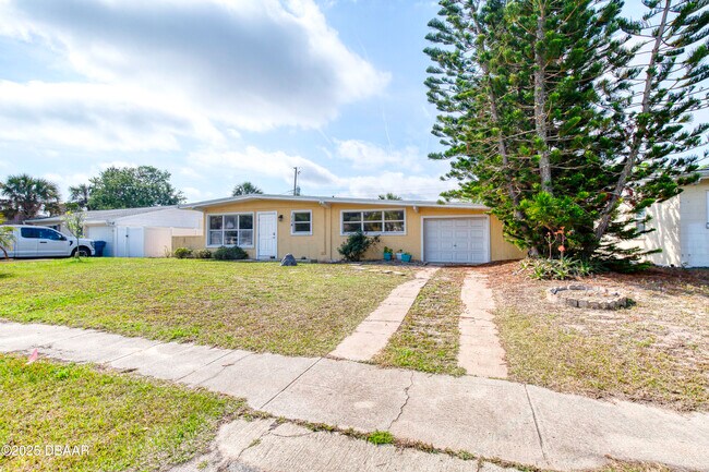 Building Photo - 114 Lynnhurst Dr
