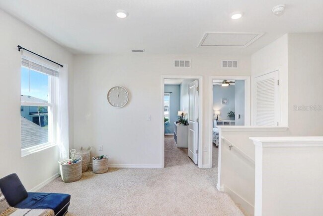 Building Photo - 3044 Suncoast Plains Dr