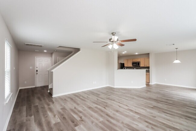 Building Photo - 6806 Oleander Grove Way