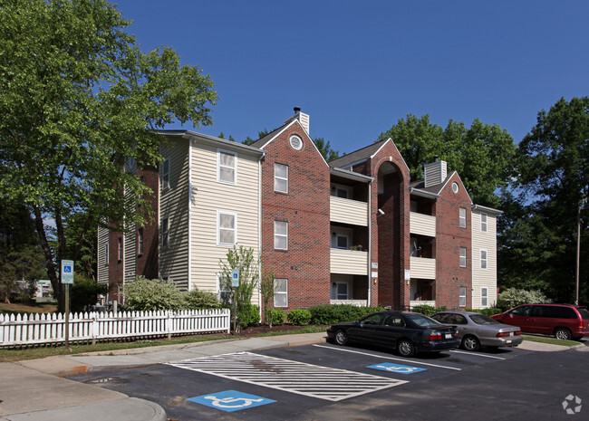 Primary Photo - Wallace Woods Apartments