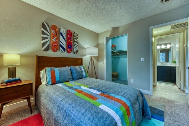 Building Photo - The Reserve at Orange Grove