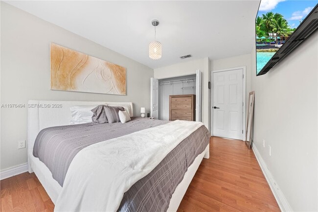 Building Photo - 547 NW 157th Ln