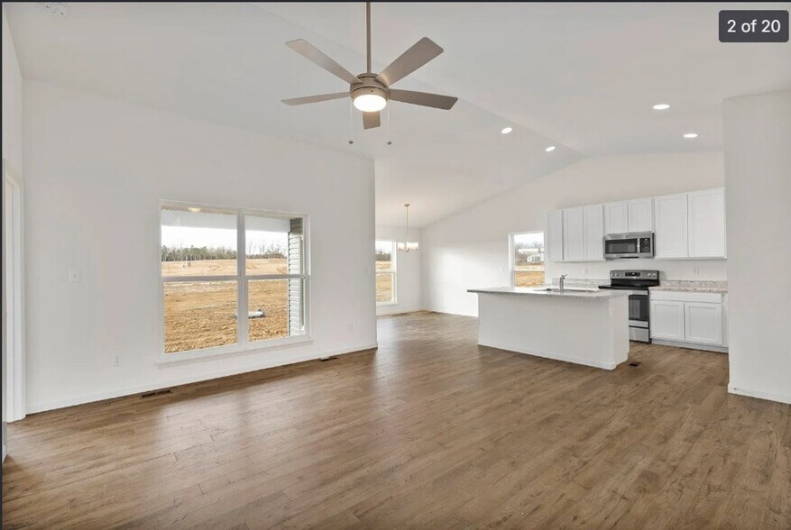 Building Photo - 443 Sweetgrass Dr
