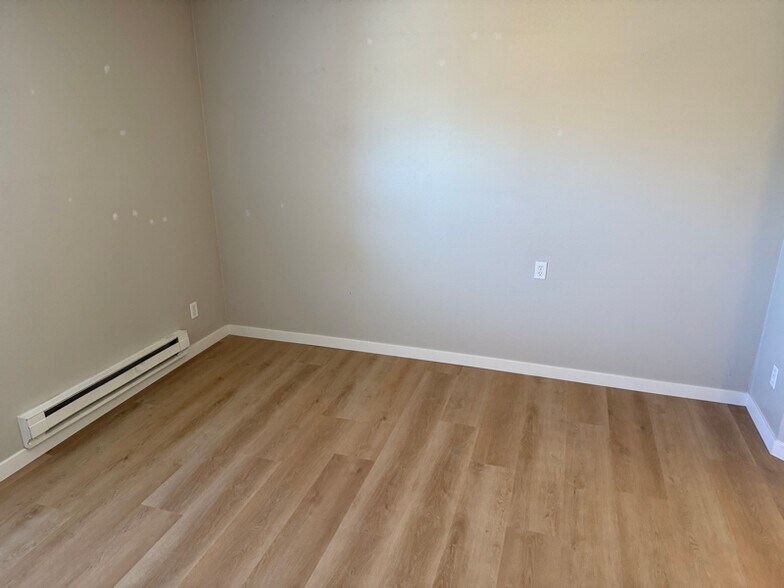 Building Photo - 7132 S Bryant St