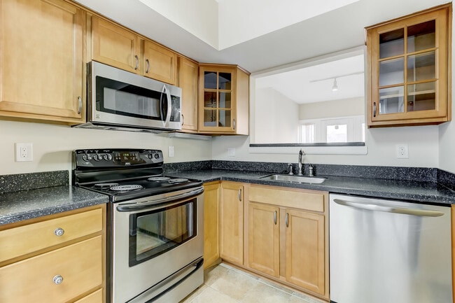 Building Photo - 138 Welcome Aly