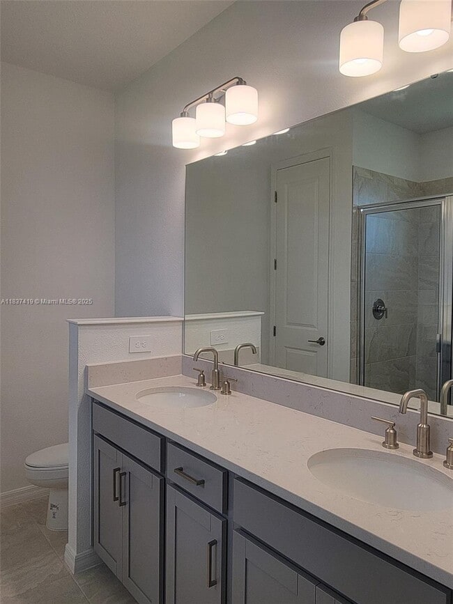 Building Photo - 5727 Gingham Dr