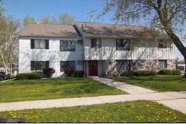 Building Photo - Evergreen Apartments of Hartford, LLC