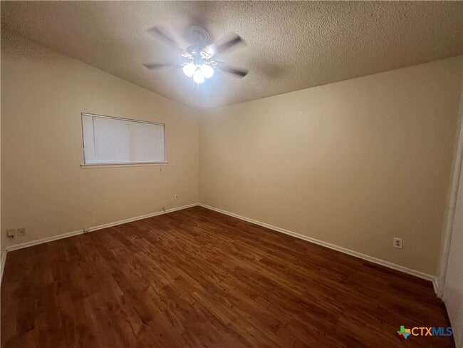 Building Photo - 1524 Shannon Cir