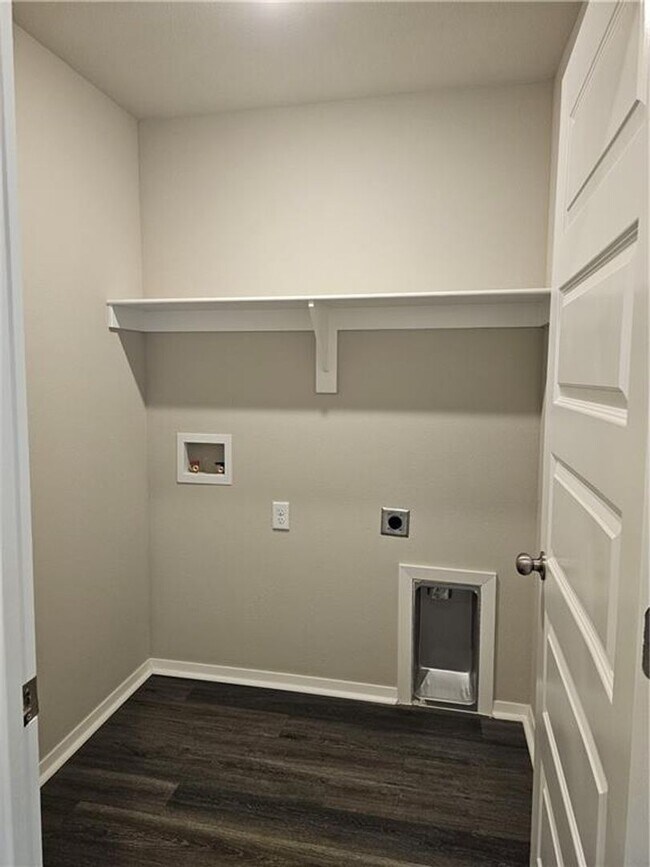 Building Photo - ***2508 E. Jan Street***
