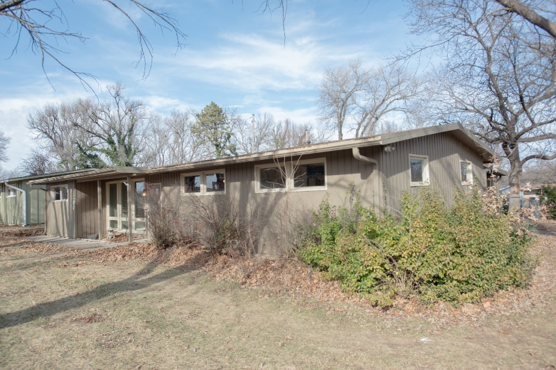 Building Photo - 1500 SW Clontarf St