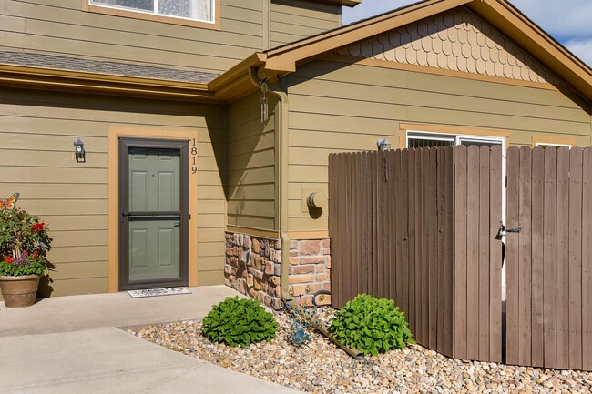 Building Photo - 1819 Aspen Meadows Cir
