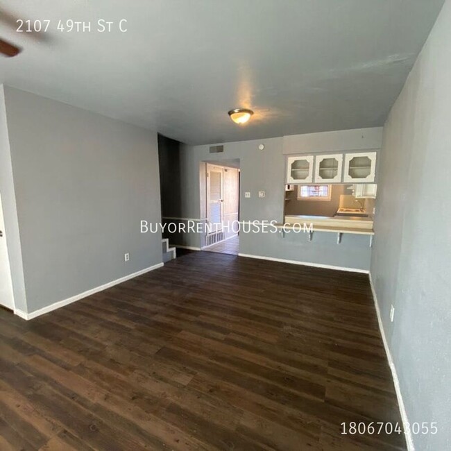 Building Photo - $499 Move-In Special (+ admin fee) + $0 De...