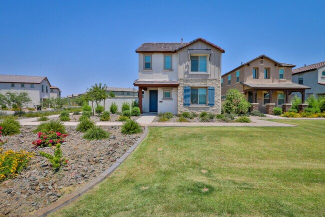 Building Photo - 9805 E Specter Dr