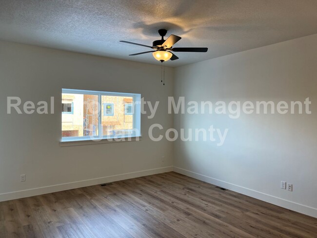 Building Photo - New AF Townhome
