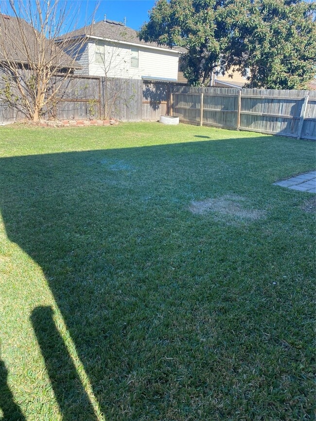 Building Photo - 2126 Hadden Hollow Dr