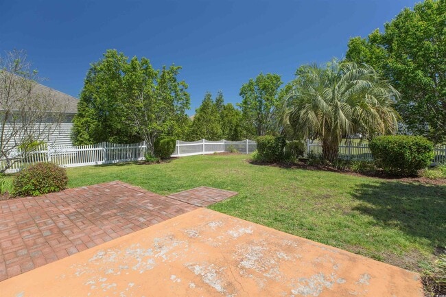 Building Photo - 2424 Hayseed Way