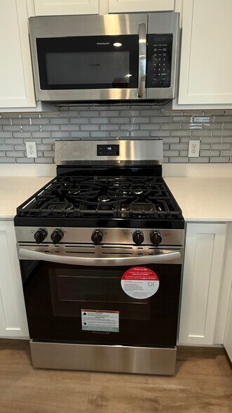 Building Photo - 18926 Panzini Dr