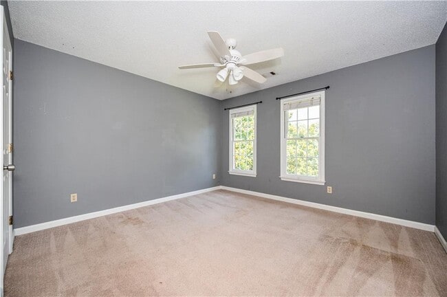 Building Photo - 105 Celia Ct