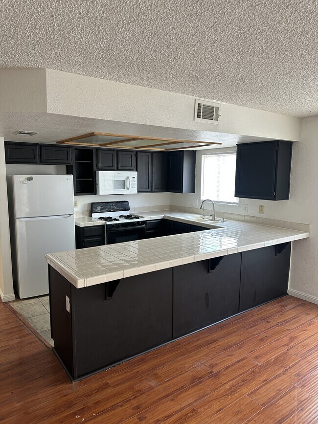 Building Photo - 9521 Sunken Reef Cir