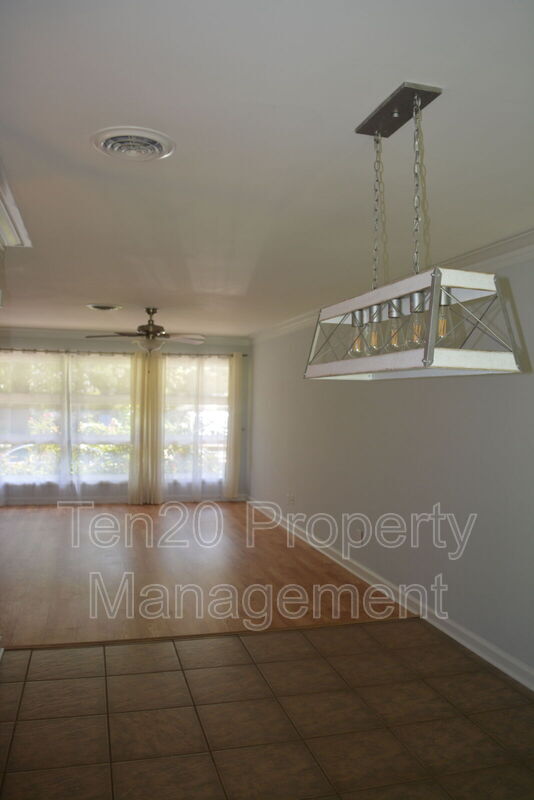 Building Photo - 1815 Marilon Dr