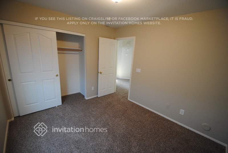 Building Photo - 328 E March St