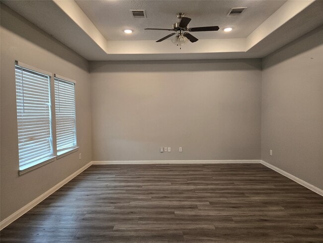 Building Photo - 41 Rd 5102