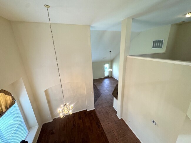 Building Photo - 2601 Easton Springs Ct