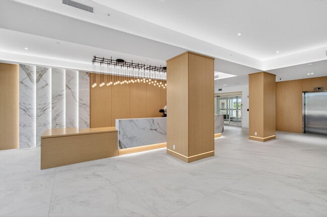 Building Photo - 4201 N Ocean Blvd