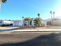 Building Photo - Spacious 3BR/2BA Home for Rent in Beautiful Palm Springs