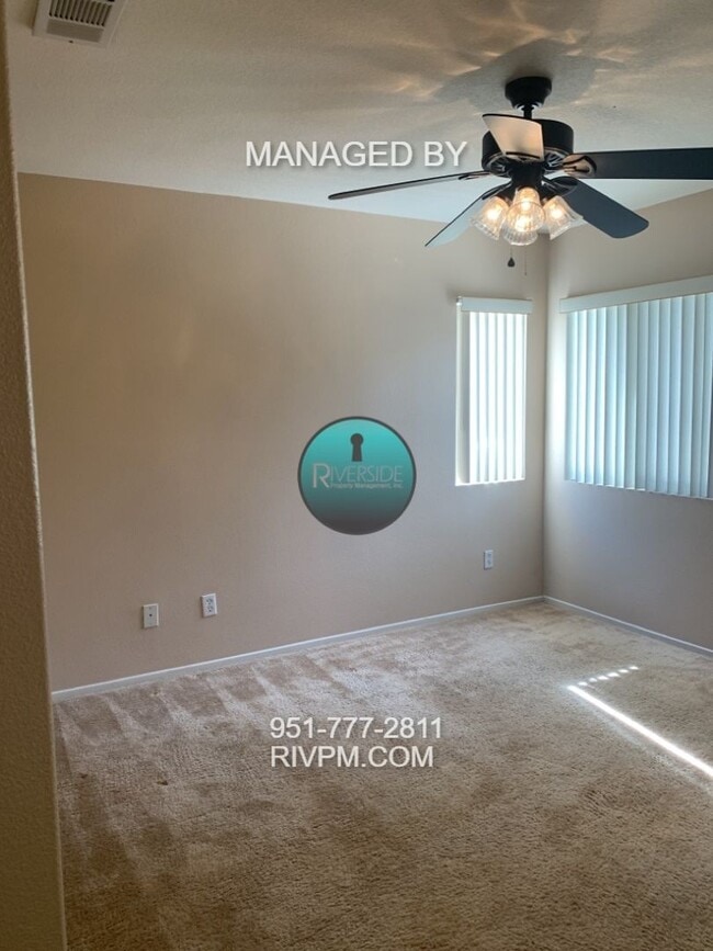 Building Photo - Highly Desirable Orangecrest Location!!!