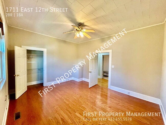 Building Photo - 1711 E 12th St