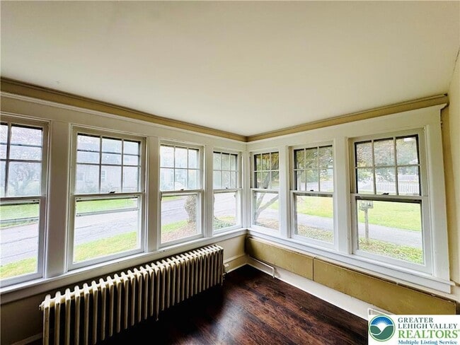 Building Photo - 2619 Broad St