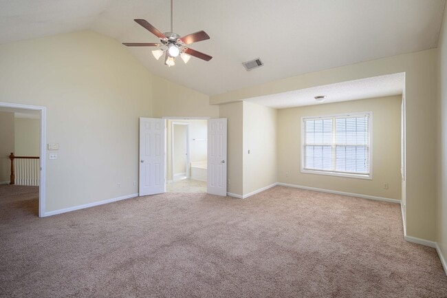 Building Photo - 3Bd/2.5Ba Home in South Fulton with Easy Access to Airport!