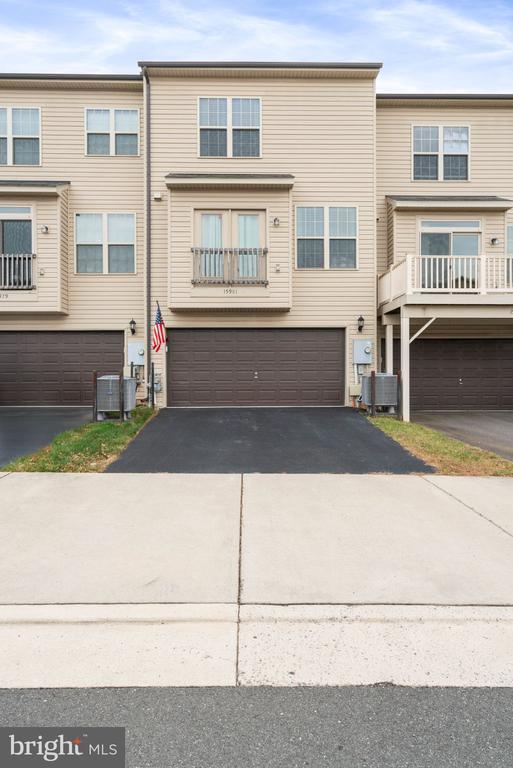 Building Photo - 15981 Marsh Pl