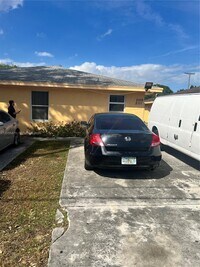 Building Photo - 2111 NW 100th St