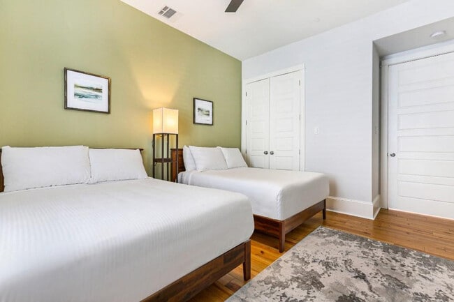 Building Photo - 1222 Carondelet St