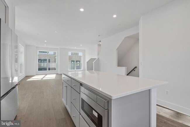 Building Photo - 2038 Tysons Ridgeline Rd