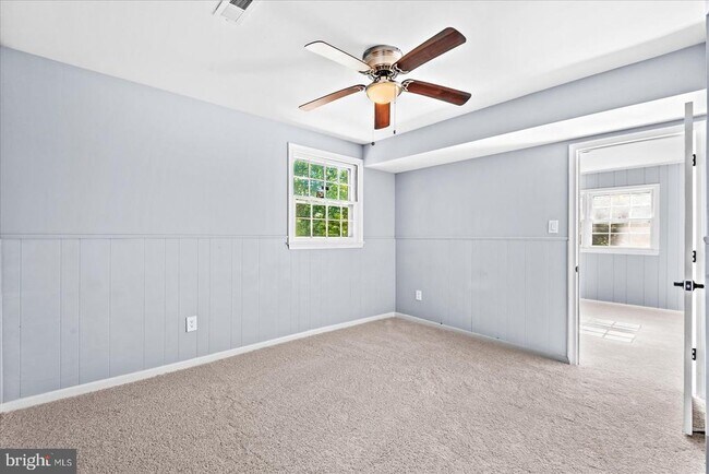 Building Photo - 2312 Harpoon Dr