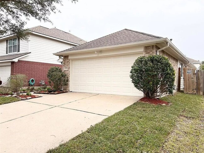 Building Photo - 4722 Cypress Dawn Ln