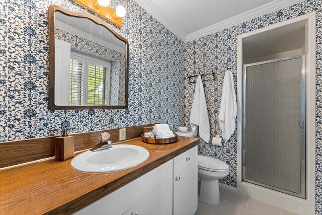 Building Photo - Fully Furnished Luxury Estate in Boise's Lower Highlands