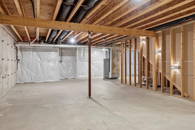 Building Photo - 2911 Cindy Ln