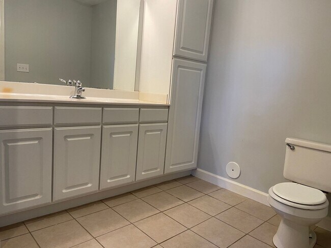 Building Photo - Beautiful Property in Bellingham Park!