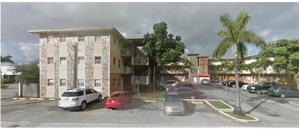 Building Photo - Comfortable 1BR/1BA Condo – Convenient Hialeah Location