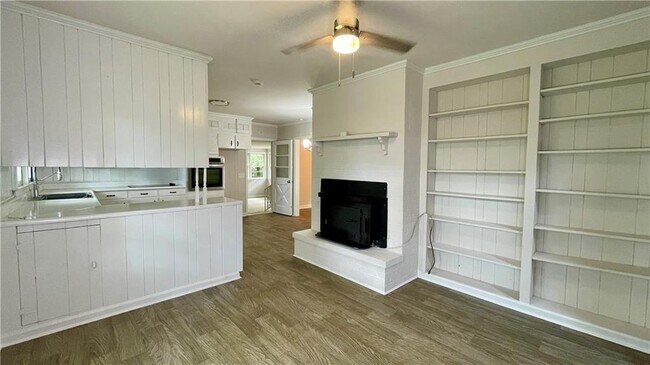 Building Photo - 2877 Winder Hwy
