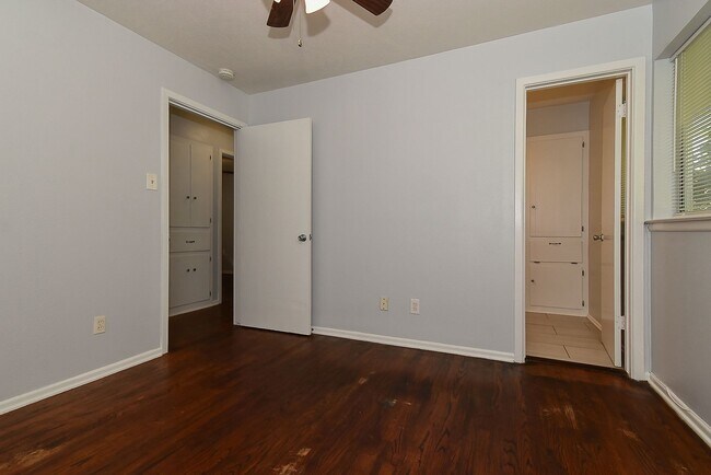 Building Photo - 6508 Finch-House